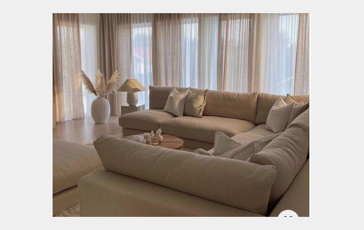 Appartement P2   FERNEY-VOLTAIRE  49 m2 319 000 € 