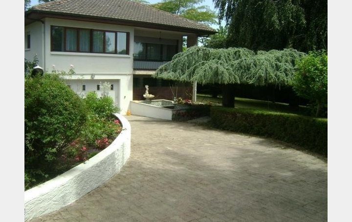 MOULINIER CONSEILS : Maison / Villa | DIVONNE-LES-BAINS (01220) | 168 m2 | 850 000 € 